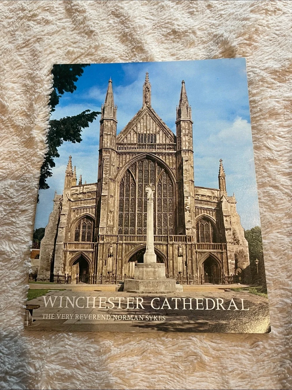 Winchester Cathedral Travel Guide - vintage